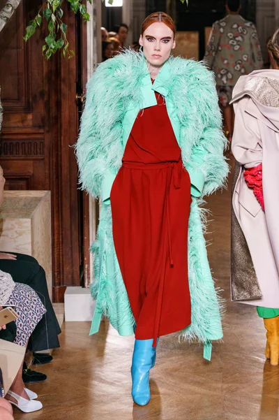 Look 12